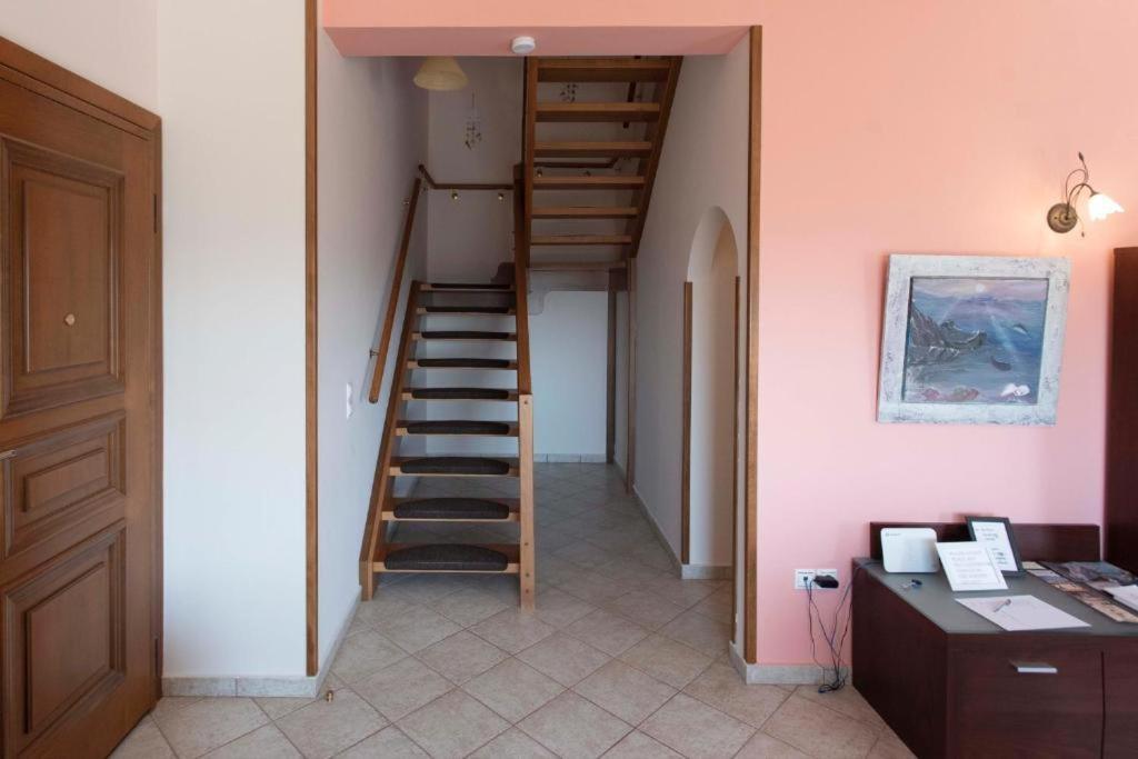tragana villa Eksteriør billede