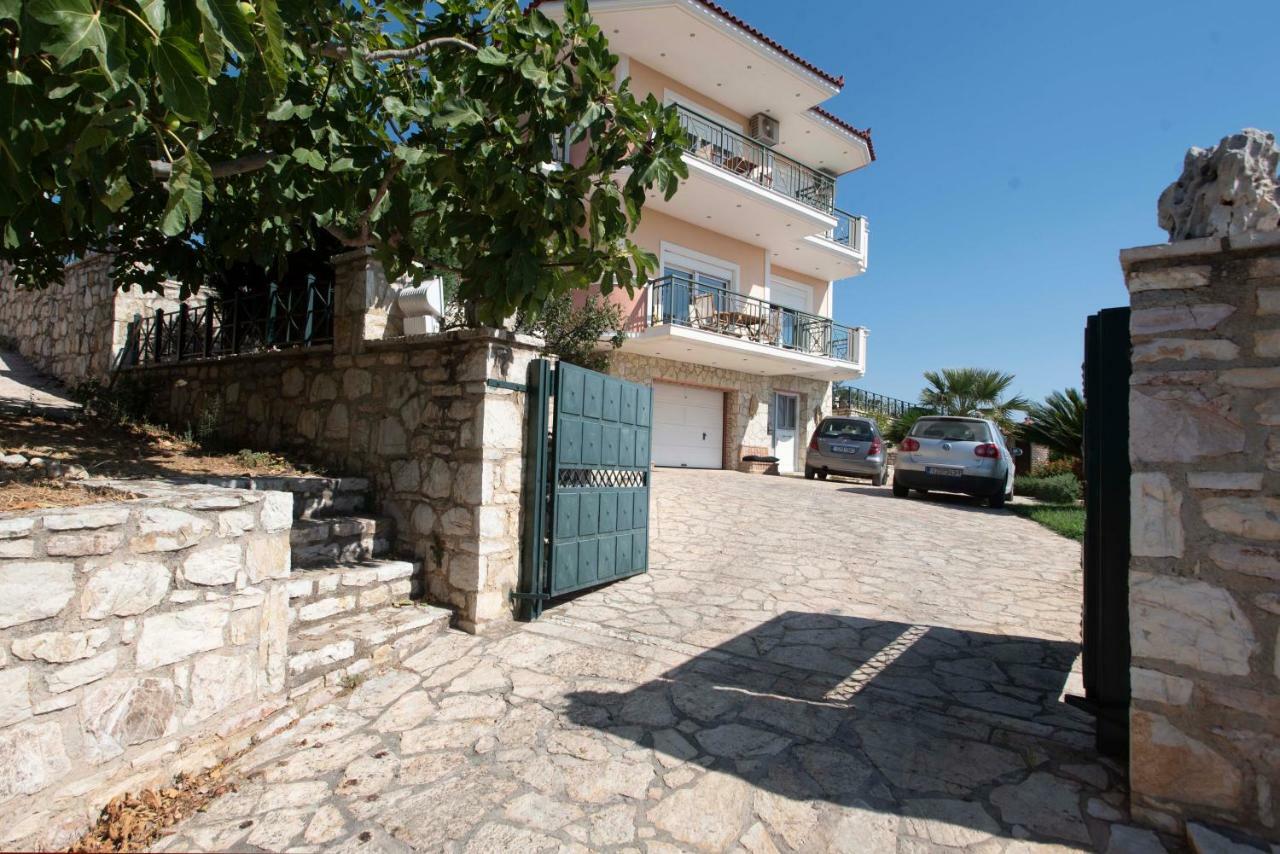 tragana villa Eksteriør billede